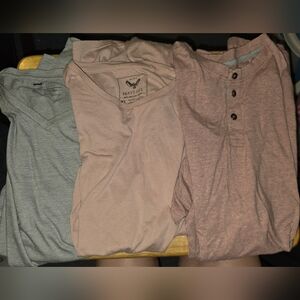 Brave Soul Trio of Pink and Gray Henley ShirtsLot of 3 Men's White T-Shirts XL